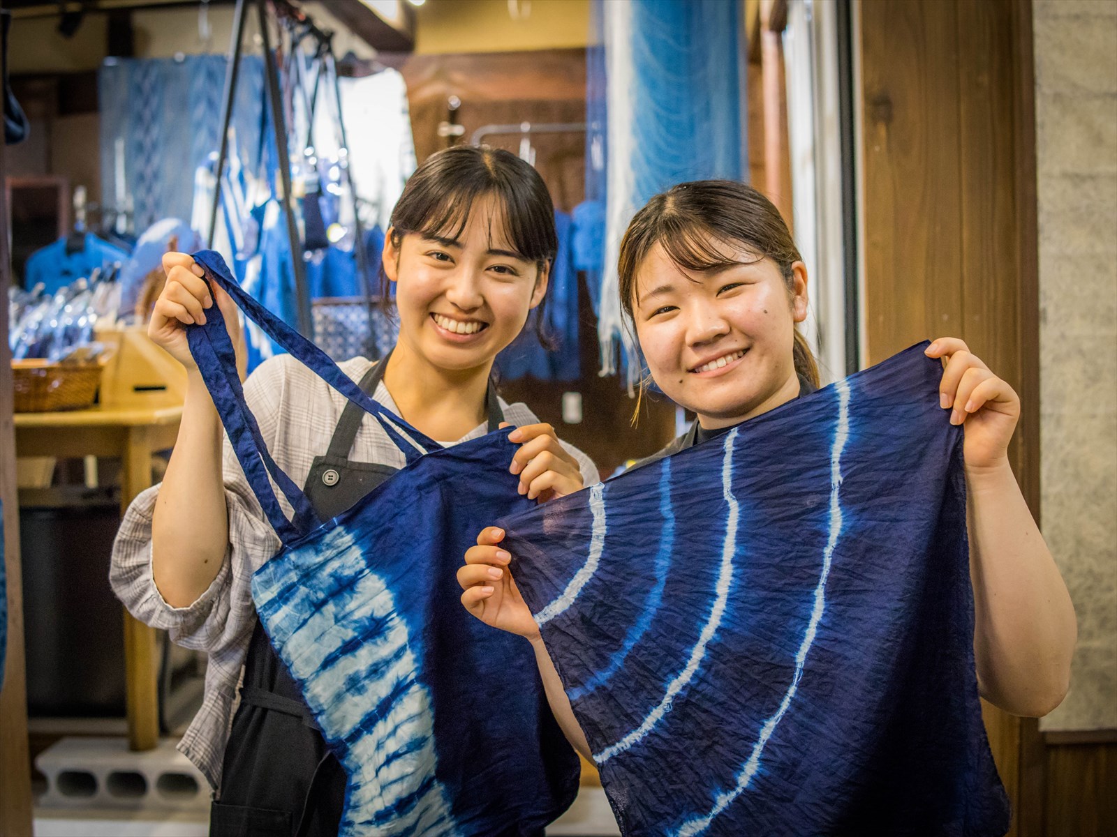 染と裂　限定版 日本きもの学院 工場見学「十日町きものGOTTAKU」に参加してみた（2023年） | 十日町市